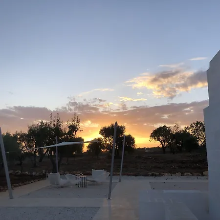 Il Trullino فندق مبيت وإفطار 3*