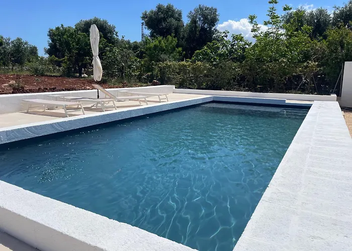 Il Trullino לינה וארוחת בוקר אוסטוני